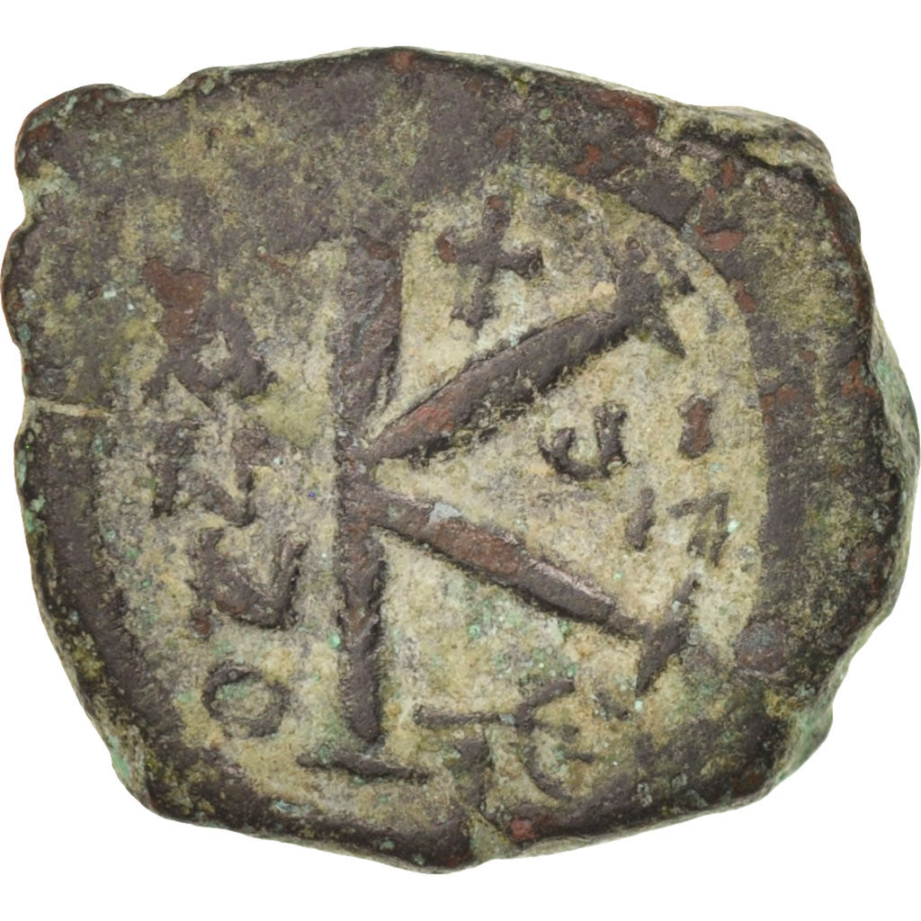 Maurice Tiberius, 
  
  Half Follis, 
  
  582-602